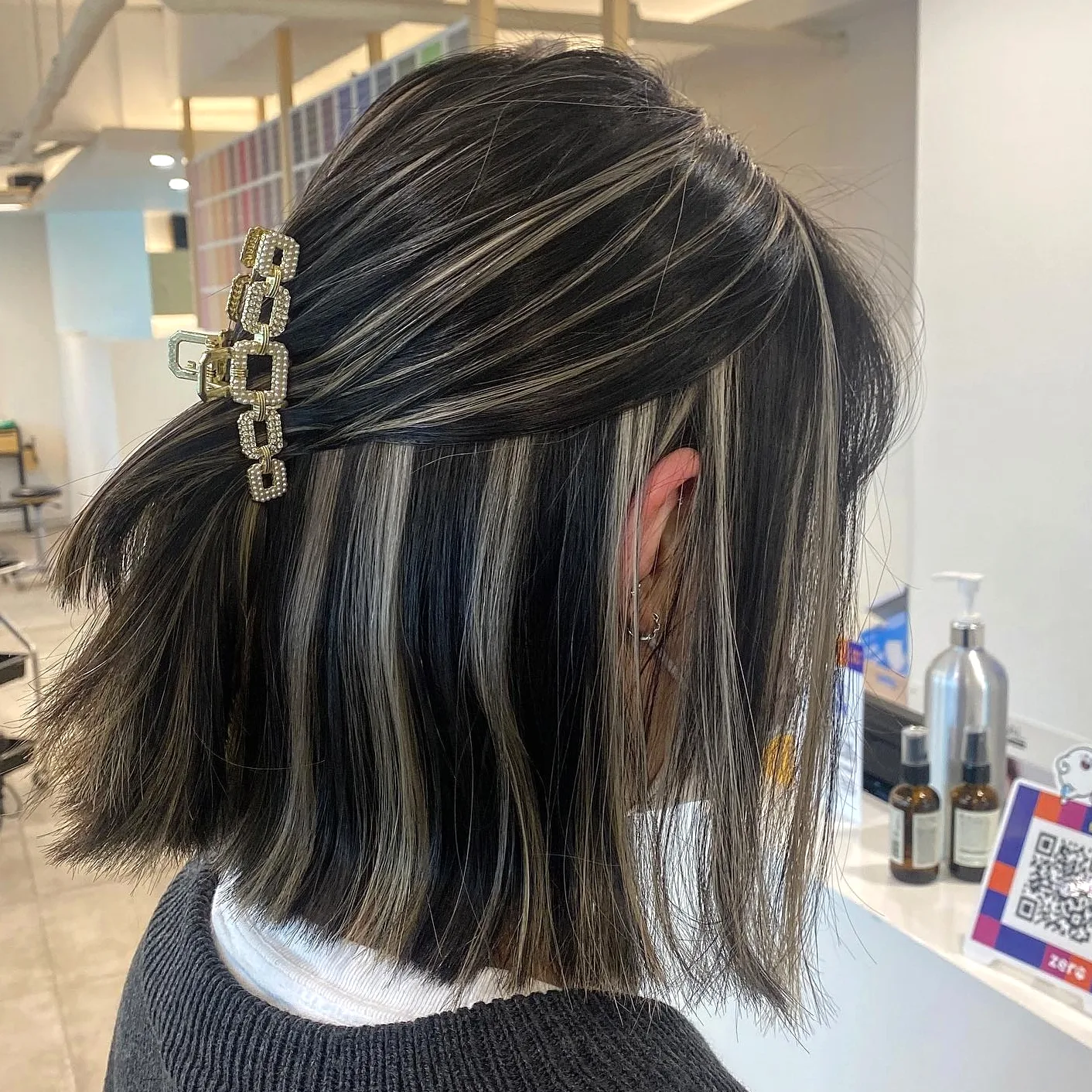 elegant face-framing highlights 2026 - Style 1 at Korea Hair Salon Seoul