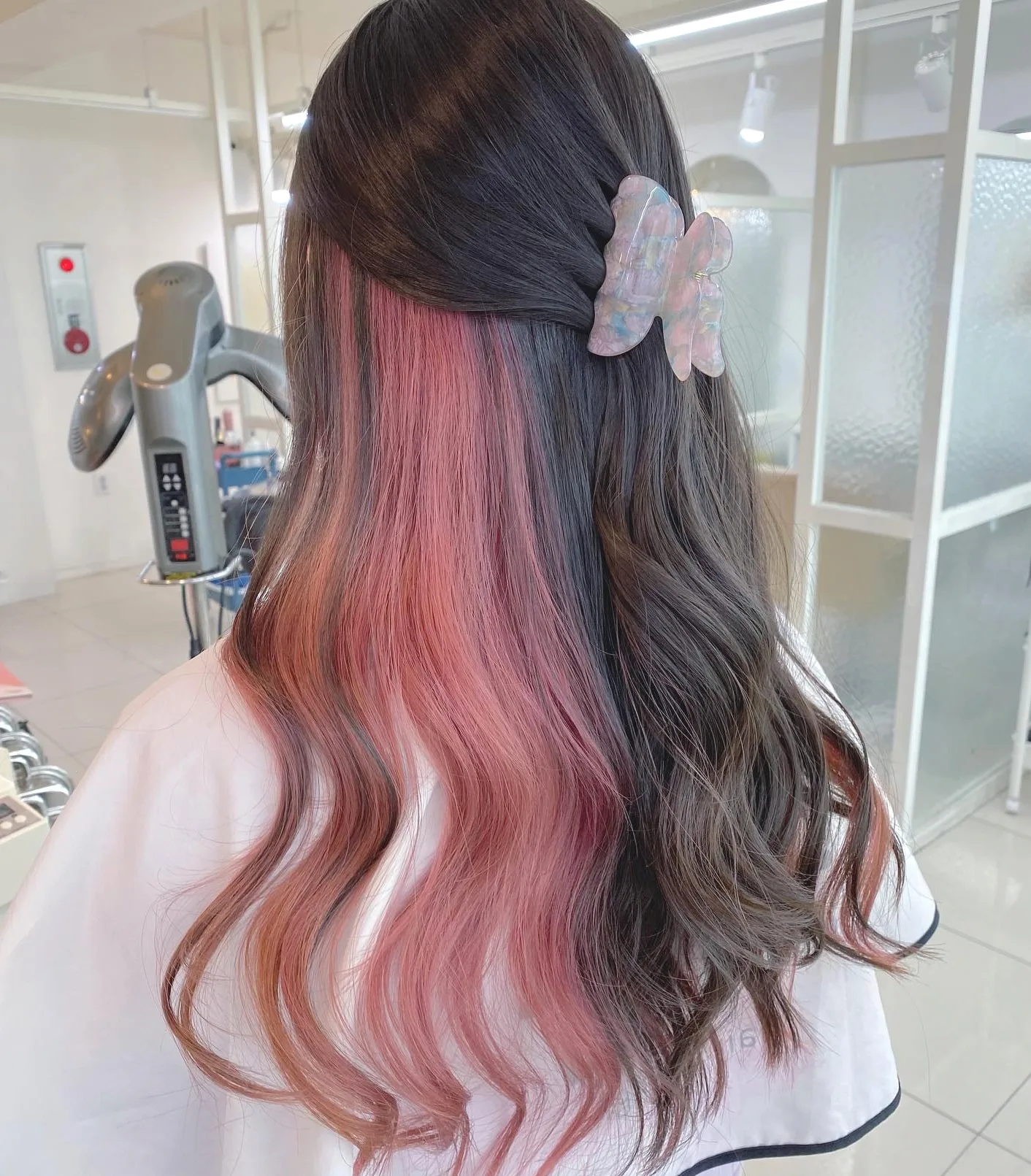 elegant face-framing highlights 2026 - Style 10 at Korea Hair Salon Seoul