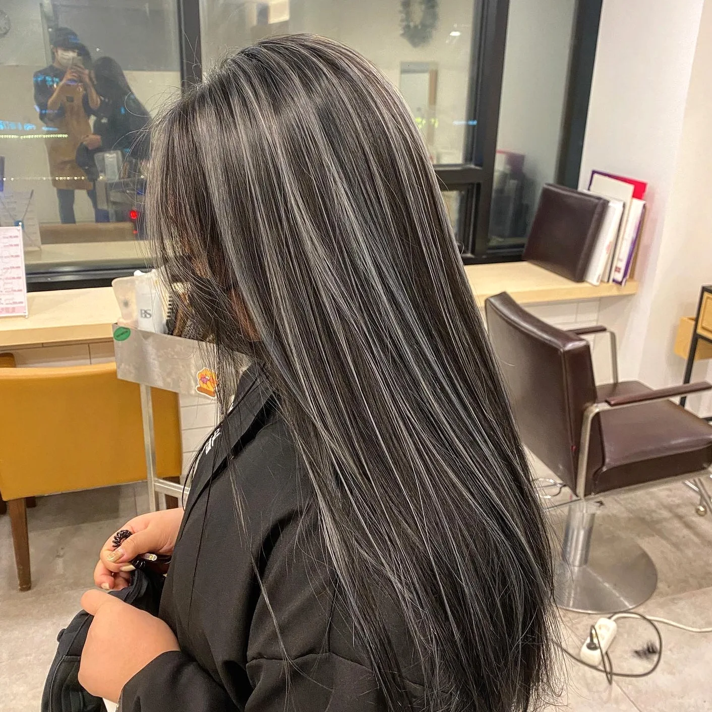 layered hair color Seoul - Style 4 at Korea Hair Salon Seoul