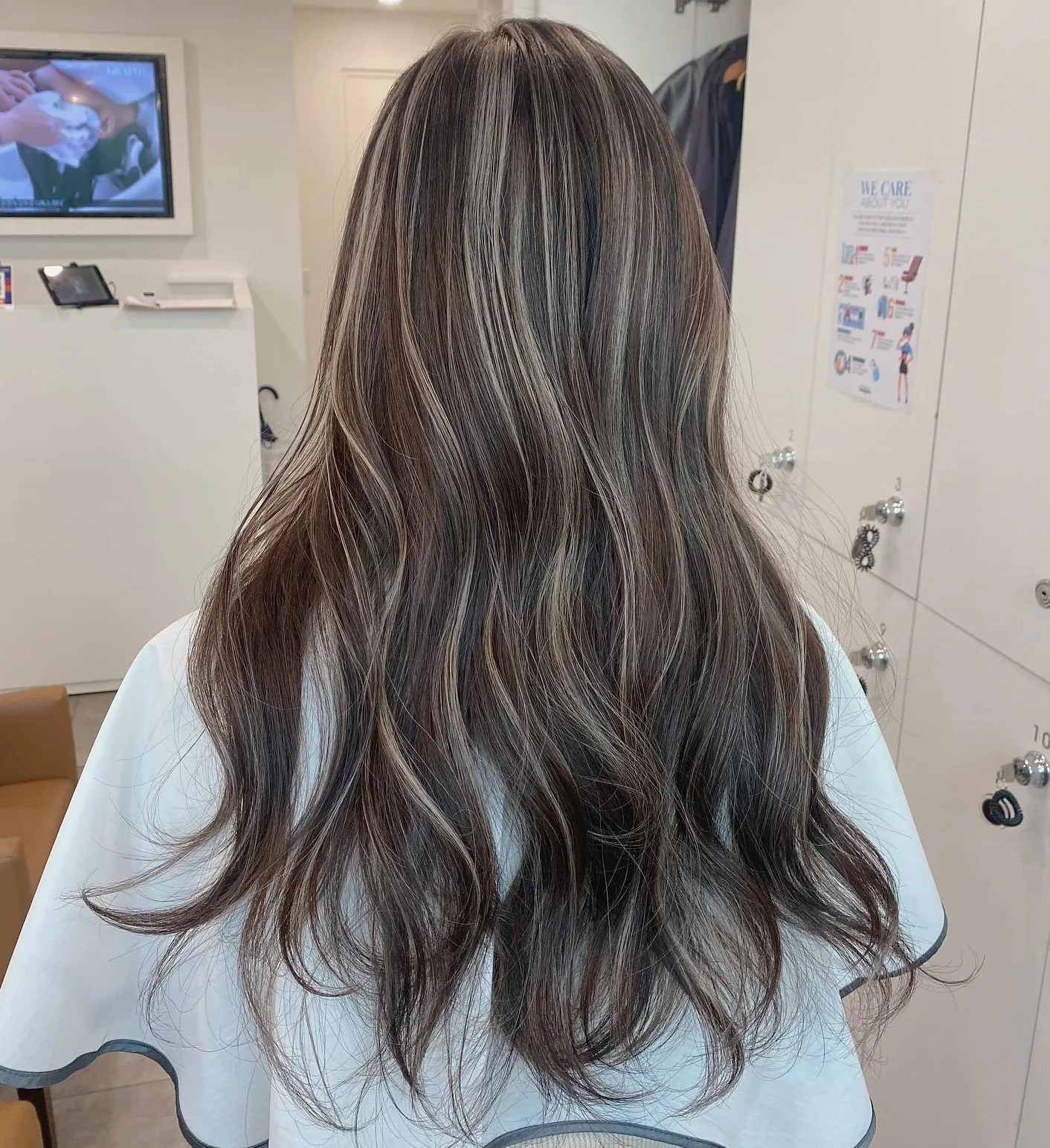 ash blonde highlights Seoul - Style 7 at Korea Hair Salon Seoul
