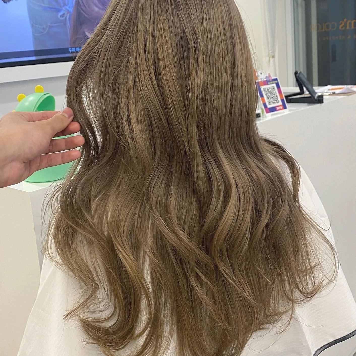 rose gold highlights Seoul - Style 6 at Korea Hair Salon Seoul