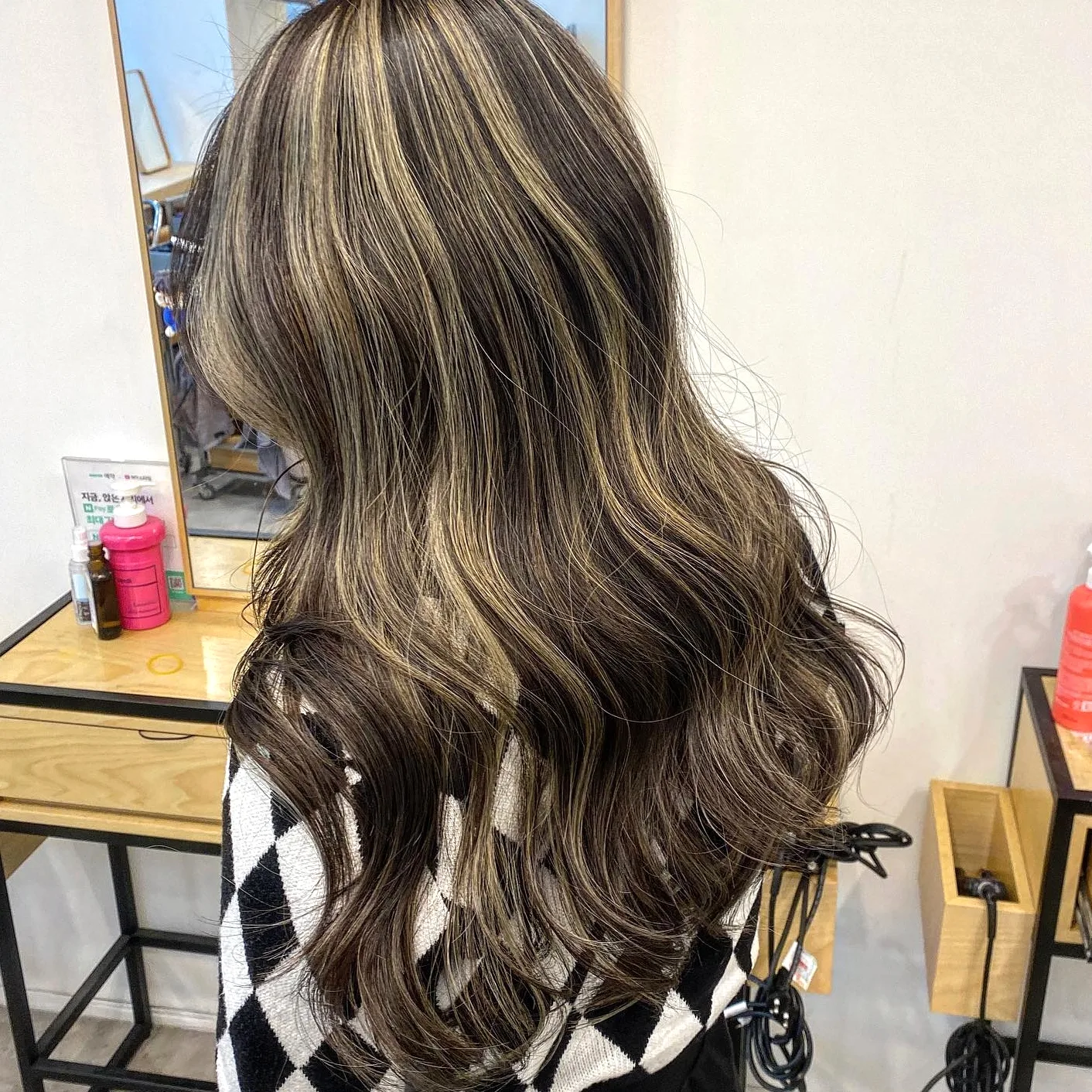 trendy pastel underlights Seoul - Style 7 at Korea Hair Salon Seoul