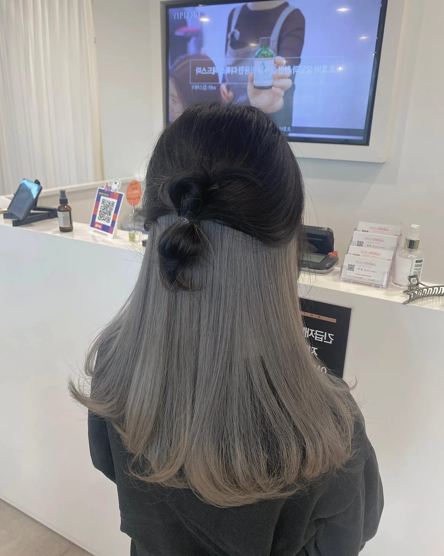 layered hair styles Seoul - Style 5 at Korea Hair Salon in Seoul, one of the best Korean hair salons for foreigners Seoul