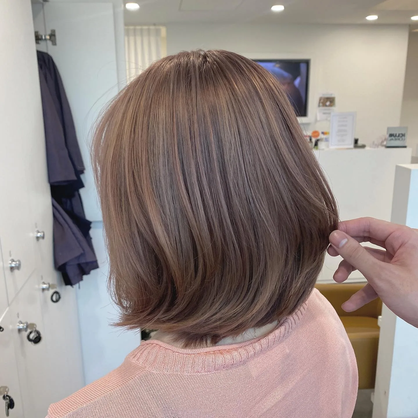 layered haircuts Seoul 2026 - Style 6 at Korea Hair Salon Seoul