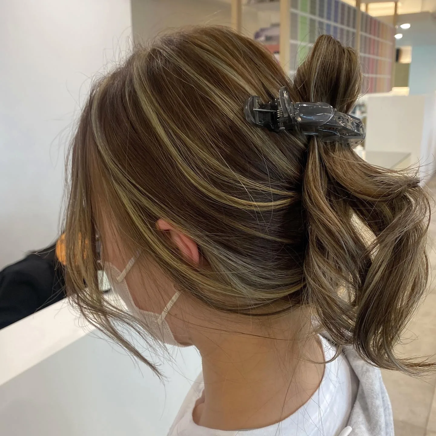 trendy layered highlights Seoul - Style 7 at Korea Hair Salon Seoul