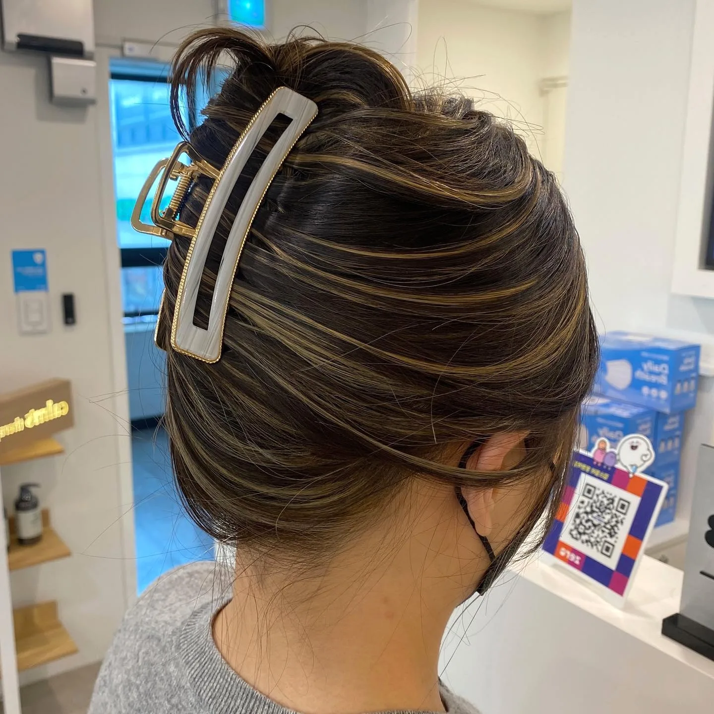 vibrant layered hair colors Seoul - Style 7 at Korea Hair Salon Seoul