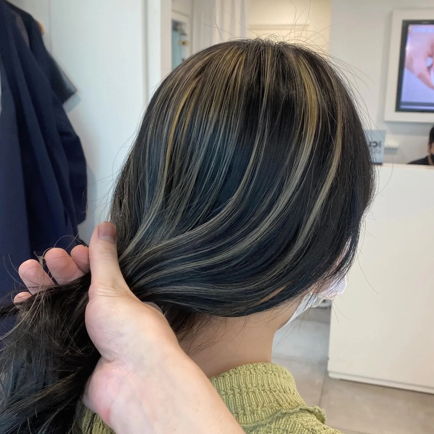 wavy balayage Seoul - Style 2 at Korea Hair Salon in Seoul, one of the best Korean hair salons for foreigners Seoul